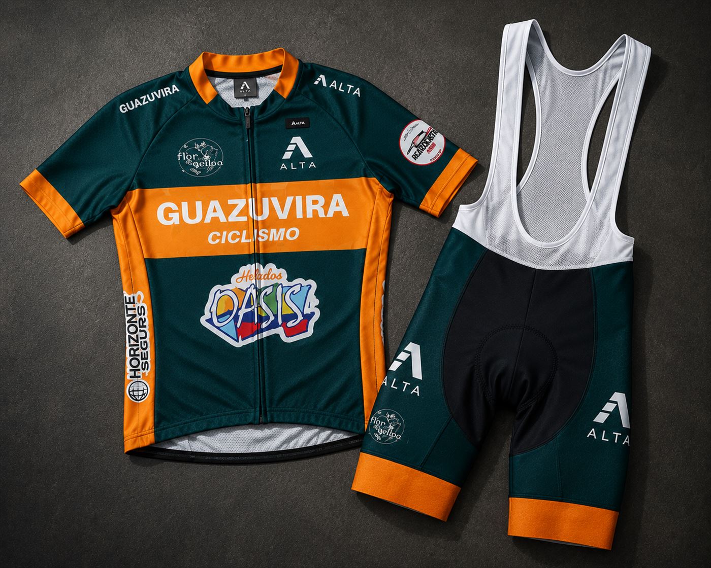 Kit de ciclismo personalizado: maillot y culotte con tirantes sublimados con sponsors